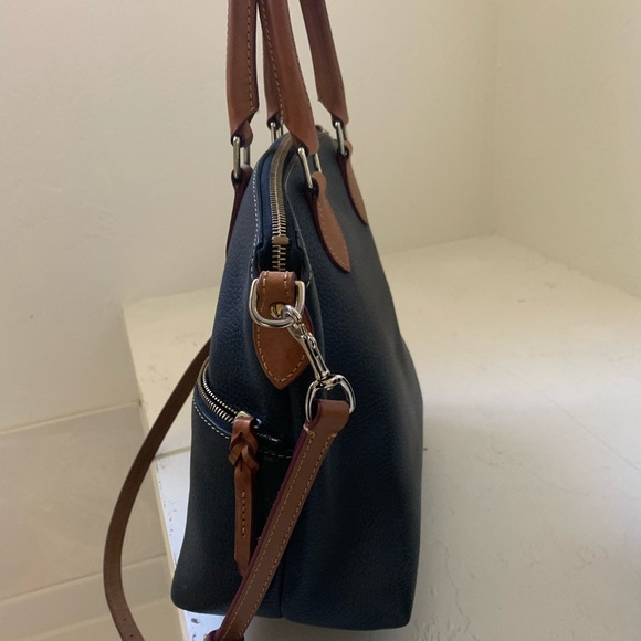 Dooney and Bourke - Picture 2 of 4